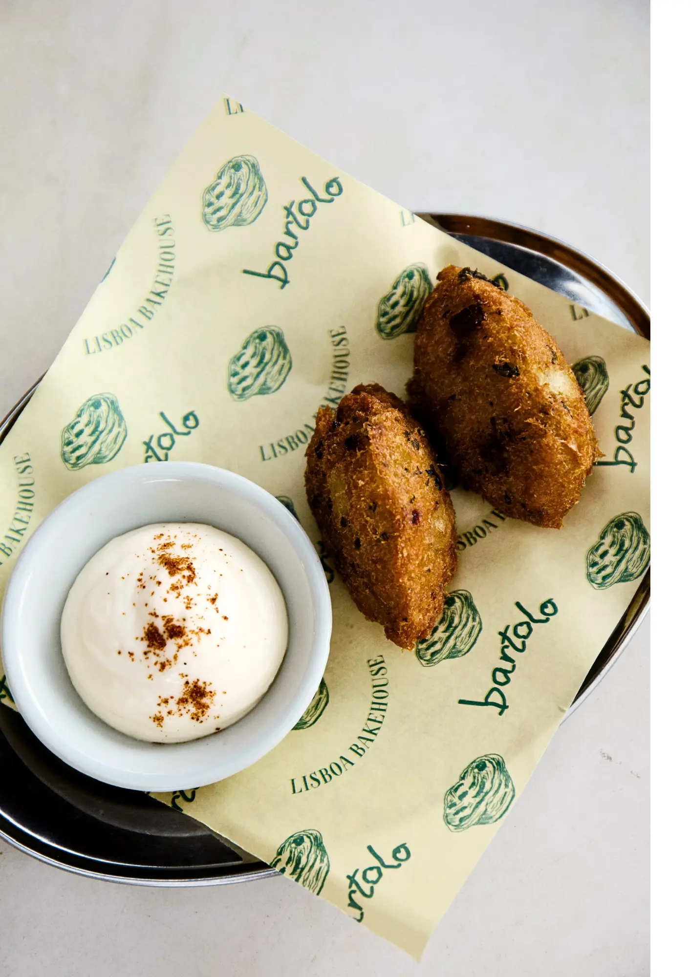 Codfish fritters (2pcs)