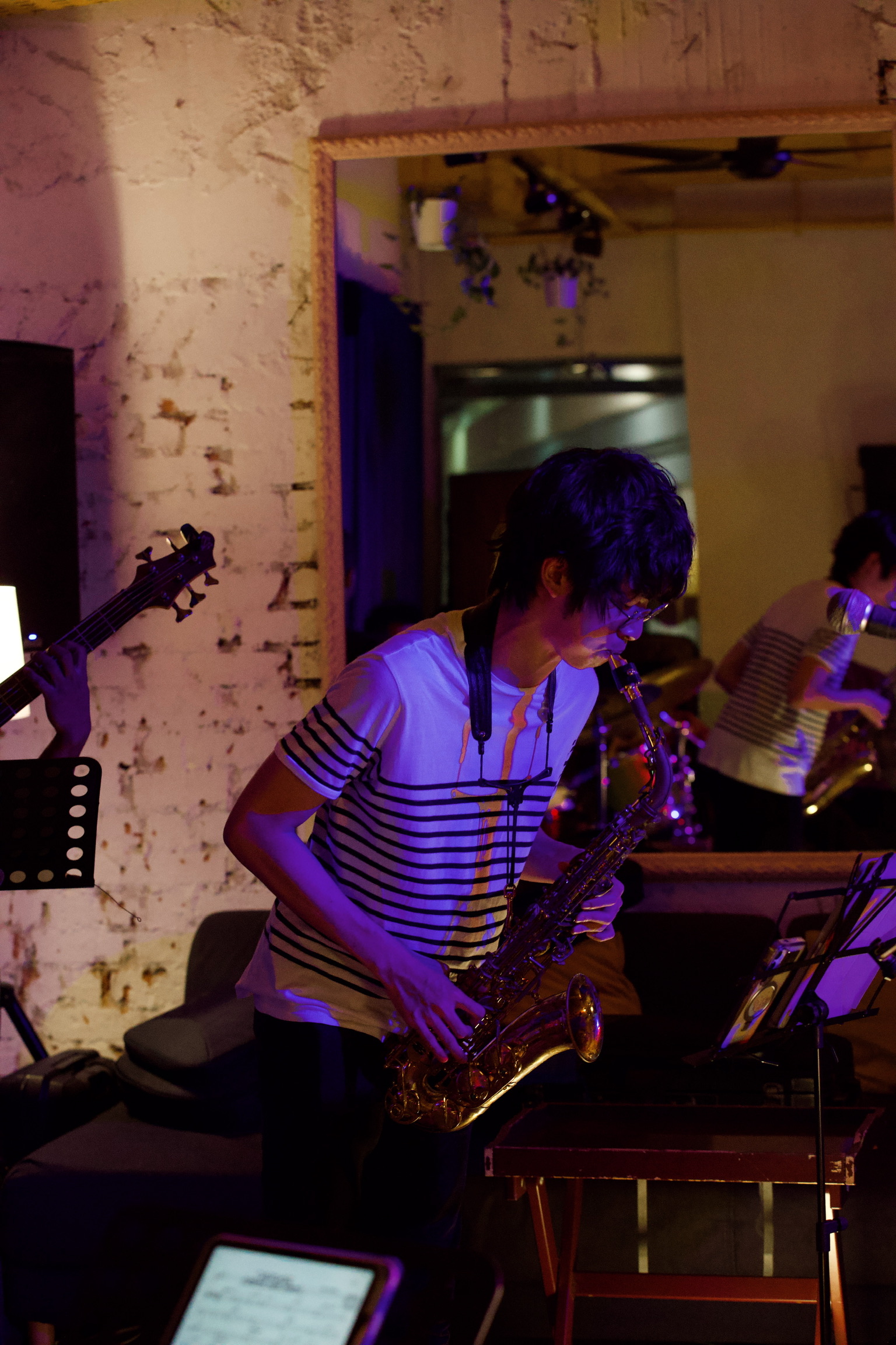 Late-night gig at Bartolo